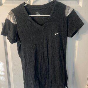 Nike Women’s Fitted T-Shirt, Dark Gray, Size Medium